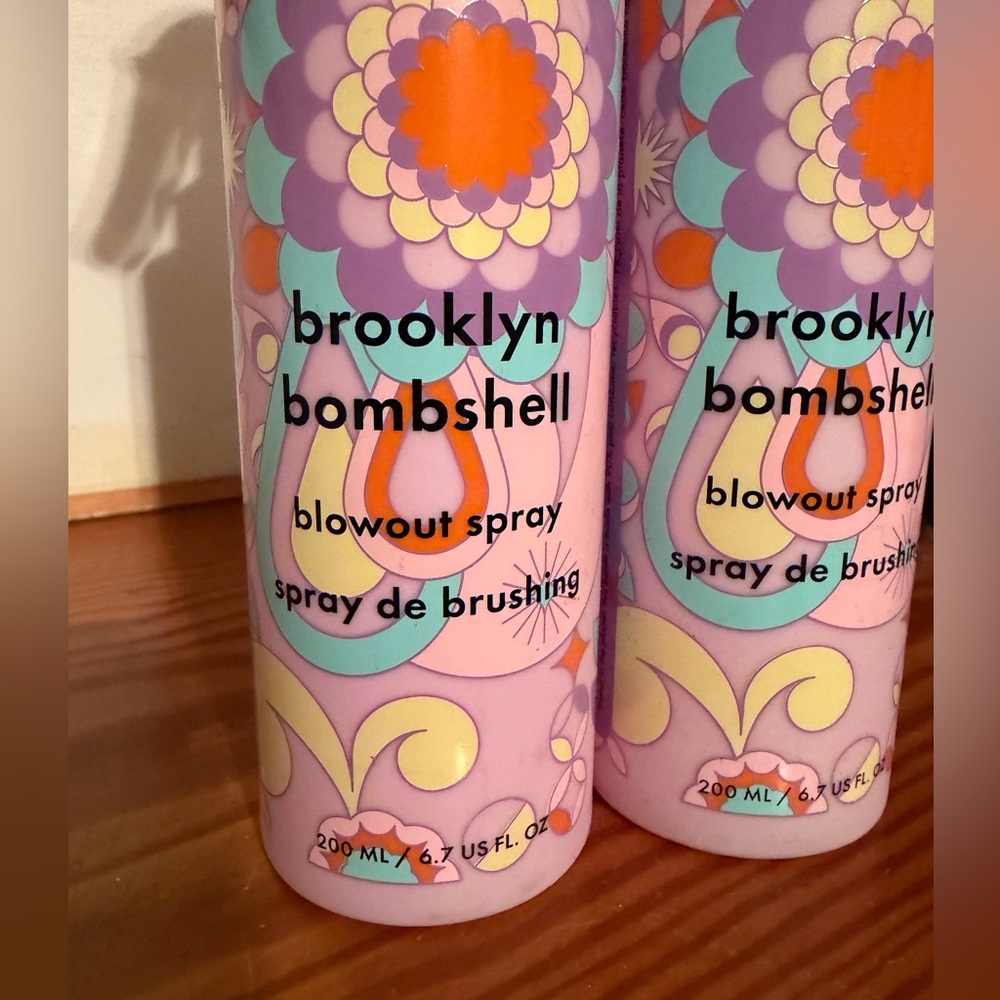 (2) Full Size Amika Brooklyn Bombshell Blowout Spray NEW! - Picture 2 of 2